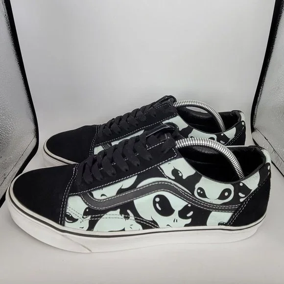 Vans SK8 Old Skool Classic Alien Ghosts Glow in the Dark Men's 508731 US Size 10 - Picture 2 of 8